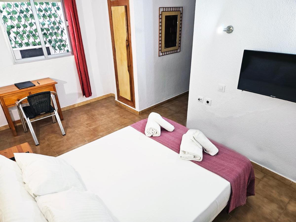Hotel San Vicente - Centro Playa Conil De La Frontera Extérieur photo
