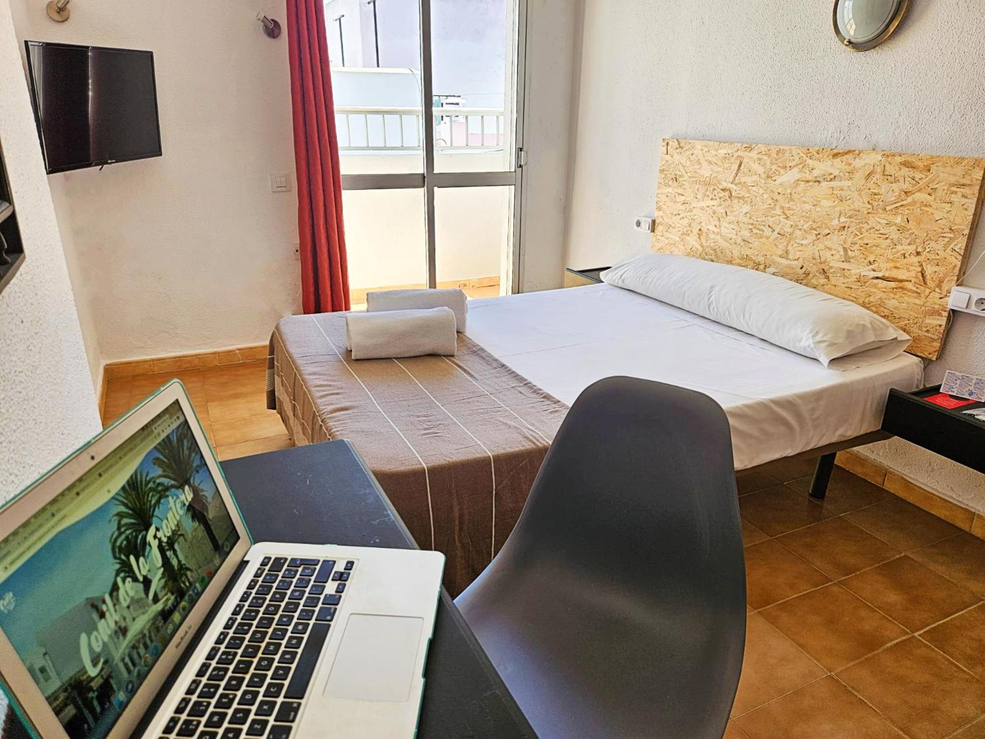 Hotel San Vicente - Centro Playa Conil De La Frontera Extérieur photo