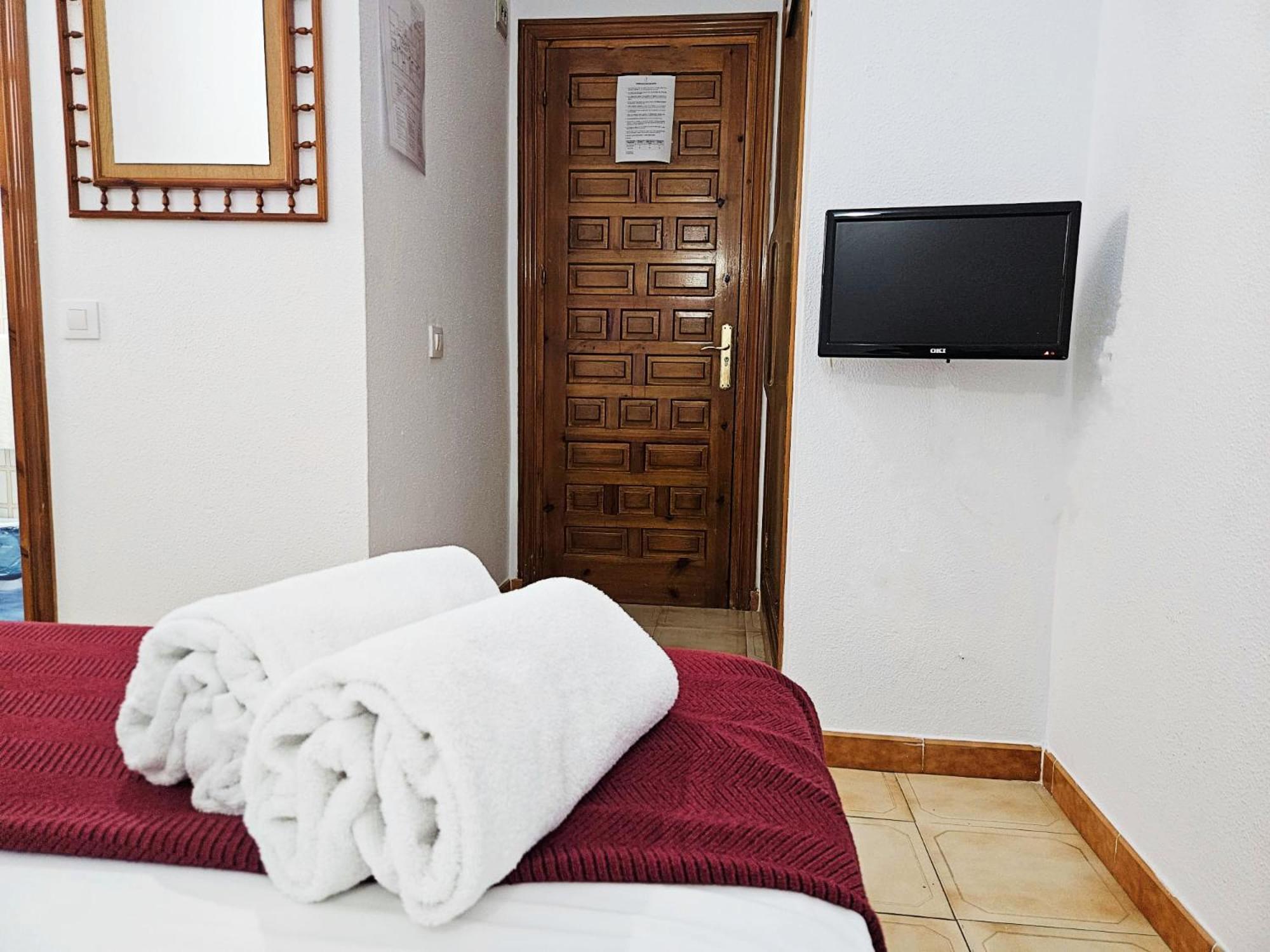 Hotel San Vicente - Centro Playa Conil De La Frontera Extérieur photo